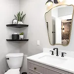 Apartment Music Dreams Downtown - Parking Included