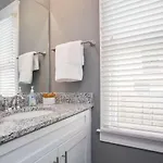 Spacious Family Perfect For Groups