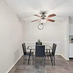 Comfortable Retreat With In-unit Washerdryer *