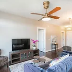 Beautiful In The Heart Of Downtown Walk To Broadway * Nashville