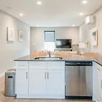 Apartment Landing Stunning Studio Courtyard Gym Nashville