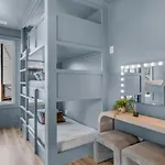Luxe Urban Retreat - Private Rooftop Hot Tub Deck *