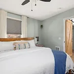 Holiday home Private With Fenced Yard In Walkable East Nashville