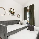 Home In Walkable East Nashville 2 Miles To Nissan Stadium Alan Jackson Nashville