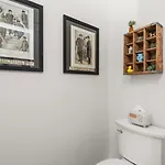 Home In Walkable East Nashville 2 Miles To Nissan Stadium Alan Jackson