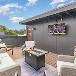 Cypress - Private Rooftop Patio - Mins To Broadway Holiday home