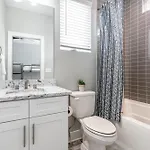 Cypress - Private Rooftop Patio - Mins To Broadway