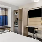 Quality Inn & Suites Nashville - Bellevue