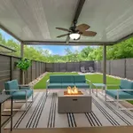 Rooftop, Large Backyard, Fire Pit, Near Downtown Holiday home *
