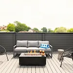 Dual Homes Rooftop Deck In Downtown Holiday home