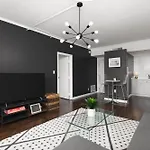To The Stars On Music Row With Pool And Free Parking Holiday home Nashville