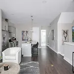 Large Nashville Home Rooftop Hot Tub & City View