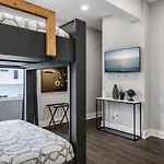 Stylish Nashville Home - Rooftop Deck - Hot Tub