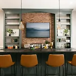 Holiday home Sprawling Sylvan Park Estate