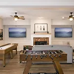 Sprawling Sylvan Park Estate Holiday home *