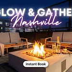 Rooftop Fire Pit & Skyline Views Near Broadway Holiday home Nashville
