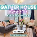 Rooftop Views & Patio Lounge Near Downtown Holiday home Nashville