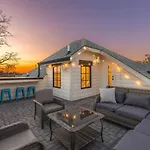 Townhome With Rooftop Garage Pool Table By Belmont And Vanderbilt *