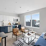 Vinyl - Rooftop Pool - Gym - On Music Row