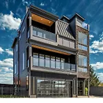 East Nashville Spahouse Retreat With Rooftop & Elevator