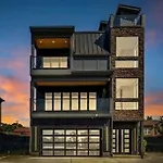 Holiday home East Spahouse Retreat With Rooftop & Elevator Nashville