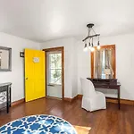 Holiday home Upper Unit Retreat Pet-friendly