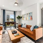 Argyle Rooftop Retreat