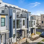 Lucky 7 - Hip East Nash Townhouse & Rooftop Deck