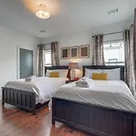 With Stunning Rooftop Views * Nashville