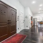 High Note Hideaway- Modern 4br Oasis Near Opryland Holiday home