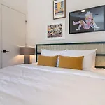 The Conway Ensemble Escape In Dt Nash 5 Bdrs Holiday home
