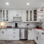 The Cornish Classic - Cozy Ranch Near Downtown * Nashville