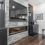 Holiday home High Note Hideaway- Modern 4br Oasis Near Opryland *