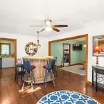 Holiday home Upper Unit Retreat Pet-friendly Nashville