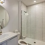 Holiday home Carter Buyout - 2 Units By Avantstay Nashville