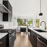 Canvas-near Broadway & Tennessee State *