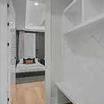 East Nashville Spahouse Retreat With Rooftop & Elevator