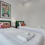 1 Mi To General: Upscale Townhome * Nashville