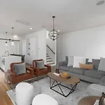 Townhome With Rooftop Garage Pool Table By Belmont And Vanderbilt Holiday home *