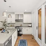 8th Ave South Gem Fabulous For Groups Of 12 * Nashville