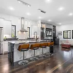 High Note Hideaway- Modern 4br Oasis Near Opryland Nashville