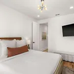 Prime Spot Minutes To 12 South Gulch & Broadway Holiday home