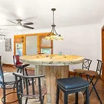 Holiday home Upper Unit Retreat Pet-friendly Nashville
