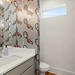 Great Location Near Gulch 12 South & Broadway *