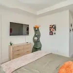 Retro Disco Haven Near Downtown Nash! Holiday home Nashville