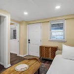 The Cornish Classic - Cozy Ranch Near Downtown