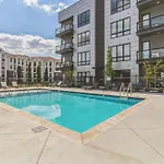 Modern West End For 6 Shared Pool & Gym