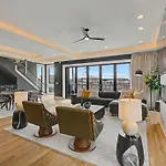 East Spahouse Retreat With Rooftop & Elevator