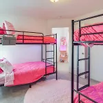 Retro Disco Haven Near Downtown Nash! Holiday home Nashville