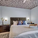 Hyve-anthem-private Balconies-walk To Broadway Nashville